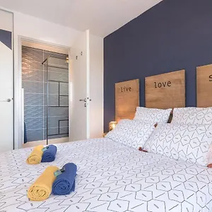 Le Bleu Nuit Piscine Parking Netflix Cafe Villemur-sur-Tarn